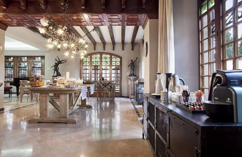 Castellar del Valles Villa | Beautiful modernist villa near Barcelona