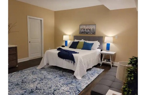 Rutland Other | Beautiful farm stay apartment, rural Georgetown KY