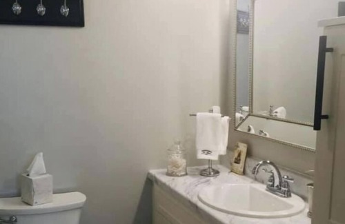 Orleans House | Beautiful fully renovated lake house on all-sports Long Lake