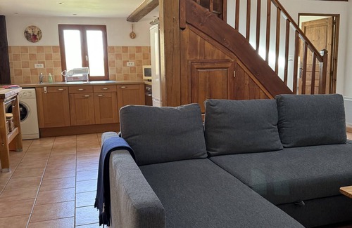 Boresse-et-Martron Cottage | Beautiful gîte in the tranquil french countryside