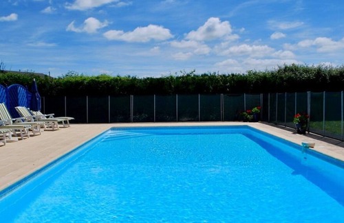 Noyant-Villages Cottage | Beautiful gite in Heart of the Loire Valley UNESCO region of Outstanding Beauty