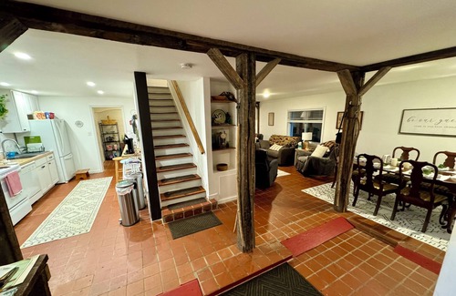 Linden House | Beautiful historic 1916 Farmhouse and Country Home in the Blue Ridge Mountains