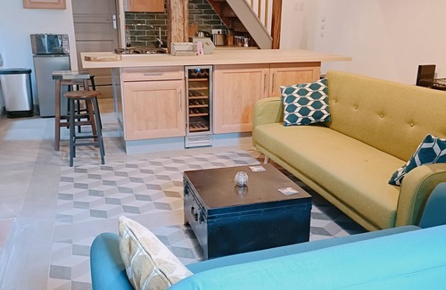 Confolens House | Beautiful Historic Holiday home with a chateau neighbour