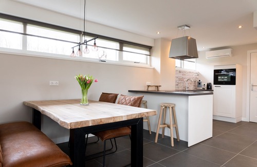 Municipality of Oudewater House | Beautiful holiday home with garden close to the major cities