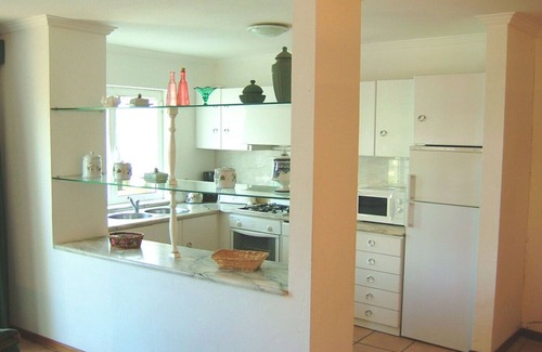 Paradela House | Beautiful holiday home with 3 bedrooms and pool, in a quiet place.