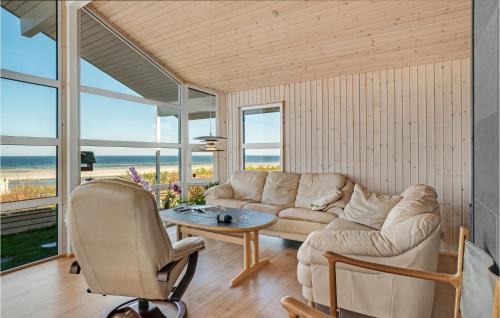 Allingabro House | Beautiful Home In Allingåbro With Wifi