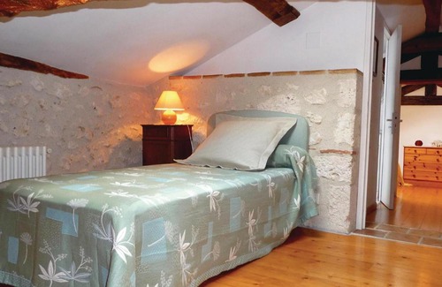 Beauville House | Beautiful home in Beauville with 5 Bedrooms, WiFi and Outdoor swimming pool