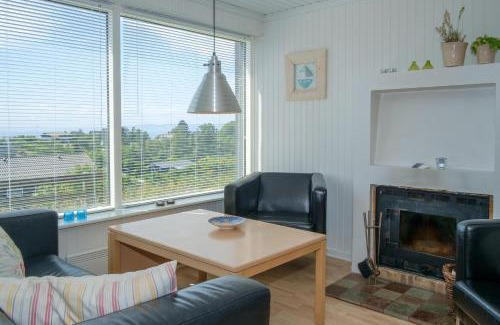 Handrup Strand House | Beautiful Home In Ebeltoft With 3 Bedrooms, Sauna And Internet