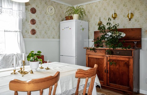 Dals-Ed Municipality House | Beautiful home in Ed with lake view
