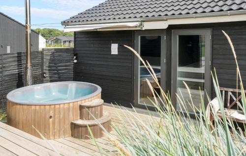 Flovt Strand House | Beautiful Home In Haderslev With Sauna