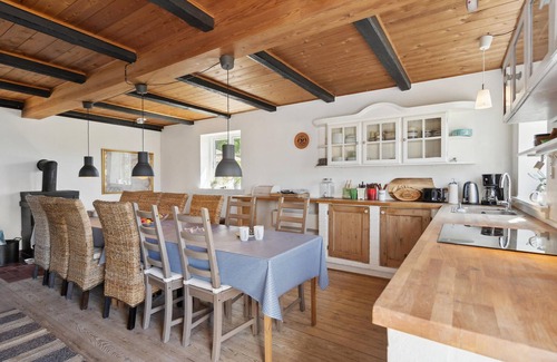 Lundby House | Beautiful home in Lundby with WiFi