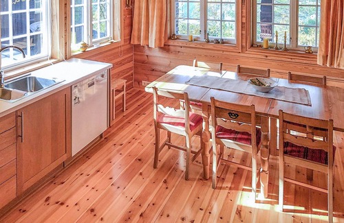 Atra House | Beautiful home in Rjukan with WiFi