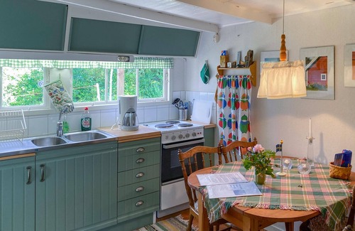 Tranas House | Beautiful home in Tranås with lake view