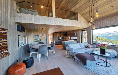 Hjartdal House | Beautiful Home In Tuddal With Wifi