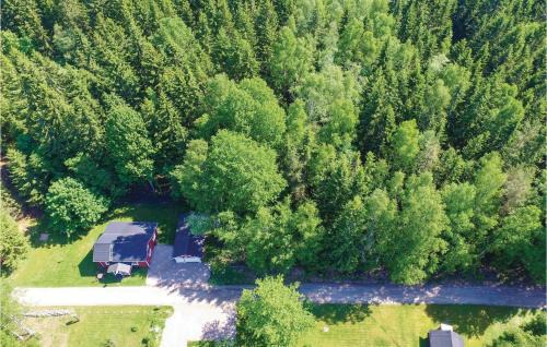 Vase House | Beautiful Home In Väse With Kitchen