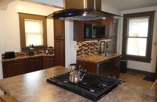 Central Colorado Springs House | Beautiful Home in Downtown and by Colorado College. New furnishings & Clean!