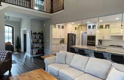 Buechel House | Beautiful home with pool & home gym! Just 20 min to KY Derby!