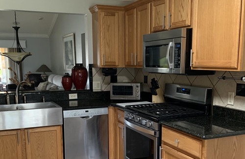 Virginia Trace House | Beautiful home within Walking distance to Sumter Landing
