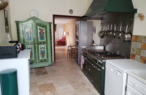 Vergt House | Beautiful house for 8 people, heated pool May to September, sauna, garden.