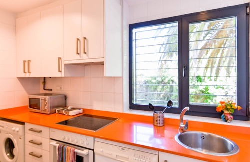 Santona Villa | Beautiful house on Berria's beach