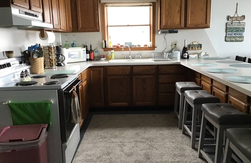 Oak Harbor Cottage | Beautiful house right at the beach