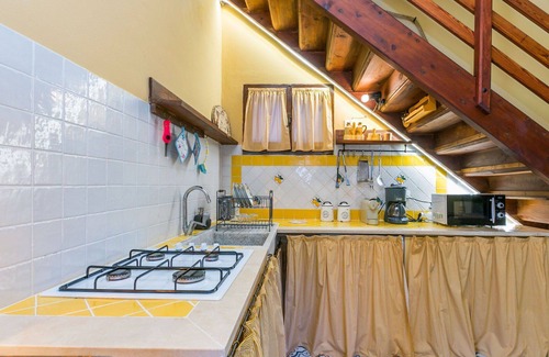 Santa Maria a Monte House | Beautiful private villa for 6 people with A/C, private pool, WIFI, TV and patio