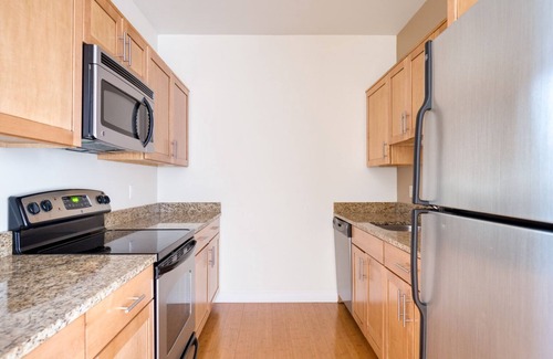 Arefth Apartment | Beautiful Kendall Square 2BR nr Restaurants & MIT, by Blueground