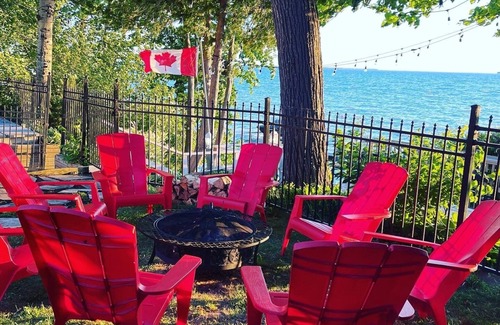 Beaverton House | Beautiful lake front 5 bedrooms , 3 full baths fully renovated on Lake Simcoe