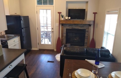 Queensbury Cottage | Beautiful Lake George Cottage