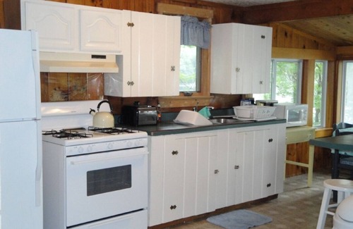 Lucerne-in-Maine Cottage | Beautiful Lakefront Cottage with Mountain Views