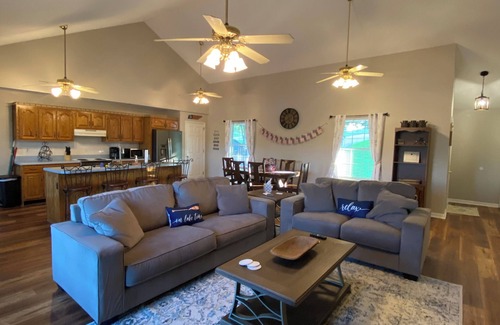 Dayton House | Beautiful Lakefront Retreat w/Private Dock! Minutes from public boat ramp