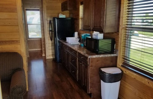 Frisco Cabin | Beautiful Lakeside Tiny House Cabin A