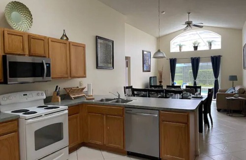 Lake Berkley Villa | Beautiful Lakeview 5 bedroom villa with private pool, Close to all Disney Parks