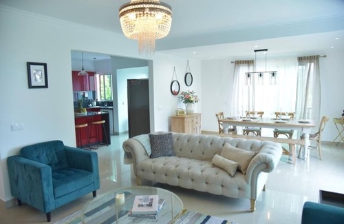 Lombo do Doutor House | Beautiful large detached property heated pool close to the village of Calheta