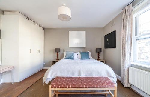 Fulham Apartment | Beautiful loft style apartment