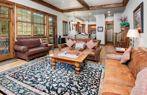 Intermountain House | Beautiful Luxury Mountain Retreat, Great For Families and Groups
