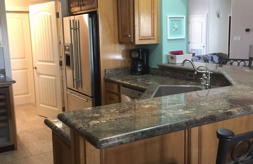 Laguna Vista House | Beautiful, modern home on golf course near South Padre Island