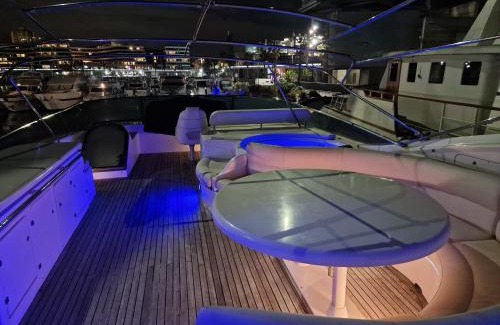 Sant Adria de Besos Boat Rental | Beautiful Motor Yacht Barcelona