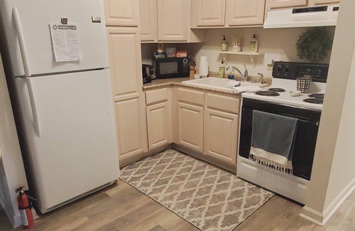 Laurel Ridge Apartment | Beautiful Mountain Getaway in a safe gated community.
