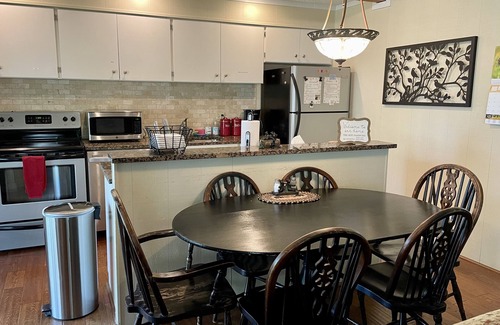 Sugar Mountain Condo | Beautiful mountain getaway close to it all!