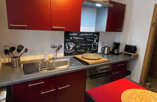 Wermelskirchen Apartment | Beautiful, newly renovated apartment with terrace, 2 min. to the highway