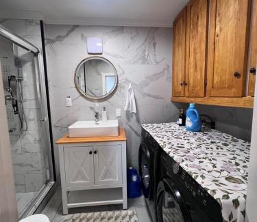 Roberval House | Beautiful Newly Renovated House