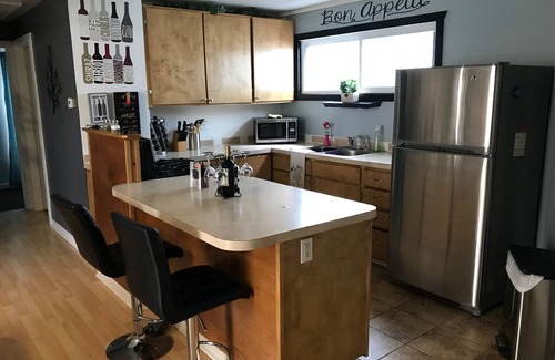 North Buffalo House | Beautiful north Buffalo home steps from Hertel ave and Delaware Park