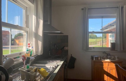 Horncastle House | Beautiful North Cottage, Bainvalley Cottages