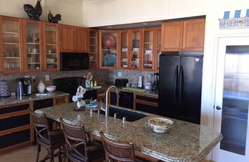 Imperial Beach Condo | Beautiful ocean view condo on the beach w/communal pool & hot tub