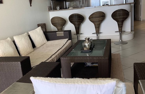 Maho Condo | Beautiful Oceanfront 1 bedroom Condo, Sapphire Beach resort