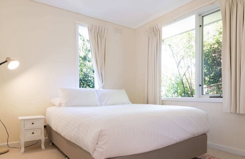 Norwood House | Beautiful On Bettina With Parking
