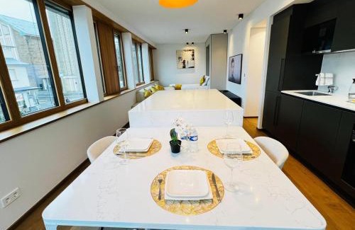 Belair Apartment | Beautiful one bedroom w balcony&parking-BEL135