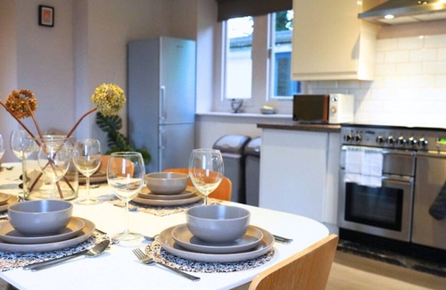 Steeple Aston House | Beautiful Oxfordshire Retreat