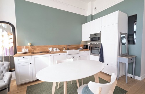 Agon-Coutainville Apartment | BEAUTIFUL PANORAMIC SEA VIEW EXCEPTIONAL LOCATION APARTMENT 3* ALL COMFORTS